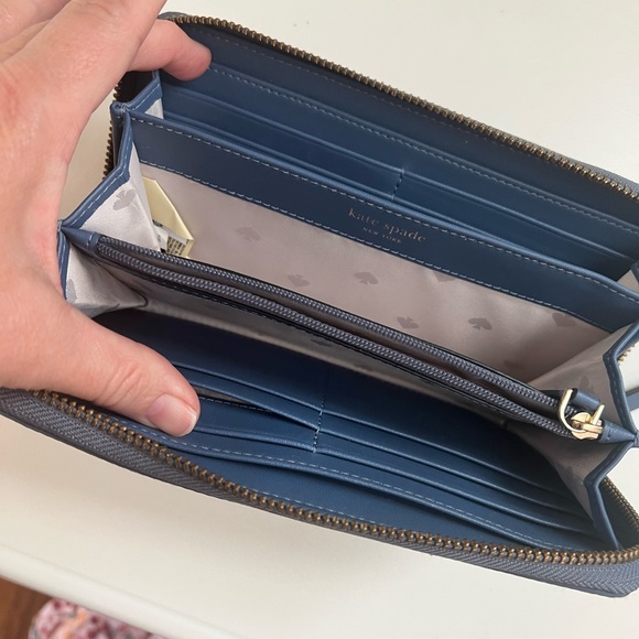 Kate Spade, large wallet - Picture 2 of 2